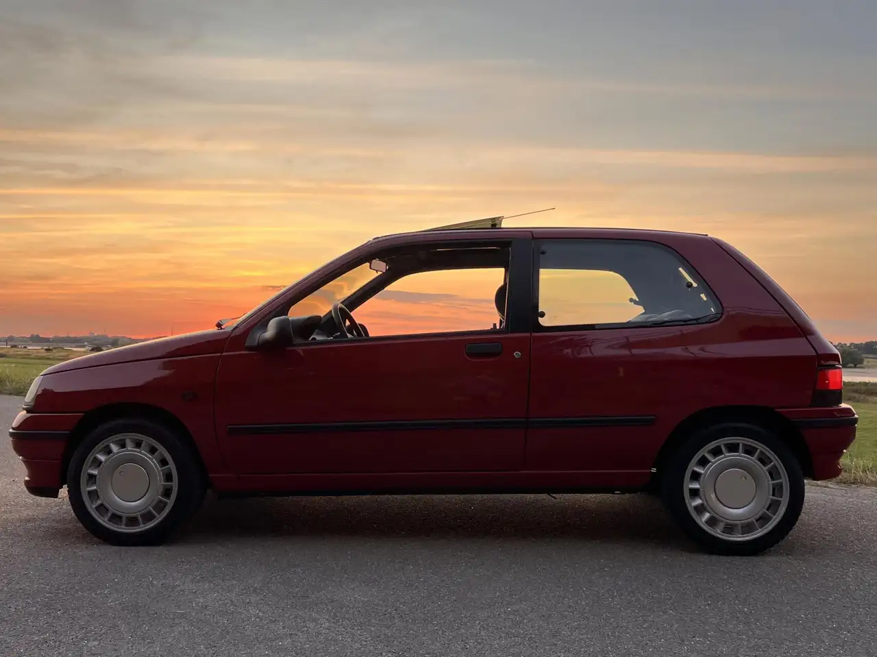 Renault Clio *1.8 16V / 16S / Williams Look* Nw. Riem + WP, foto 8