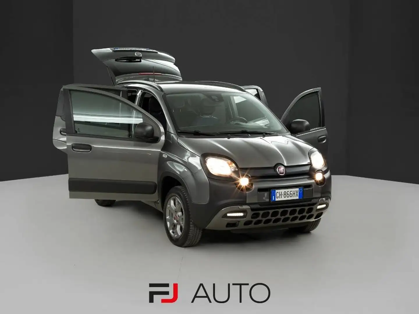 Fiat Panda 0.9 TwinAir Turbo 4x4 City Cross S&S 85cv 5 posti Grigio - 2