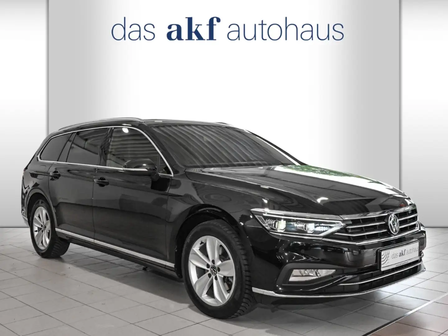 Volkswagen Passat Variant 2.0 TDI DSG Elegance-Navi*AHK*Kamera*Matrix-LED*AC Schwarz - 2