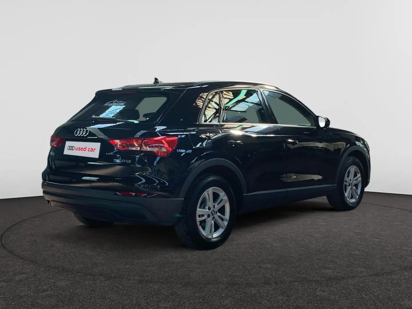 Audi Q3 35TFSI 110kW(150cv) 6v Černá - 2