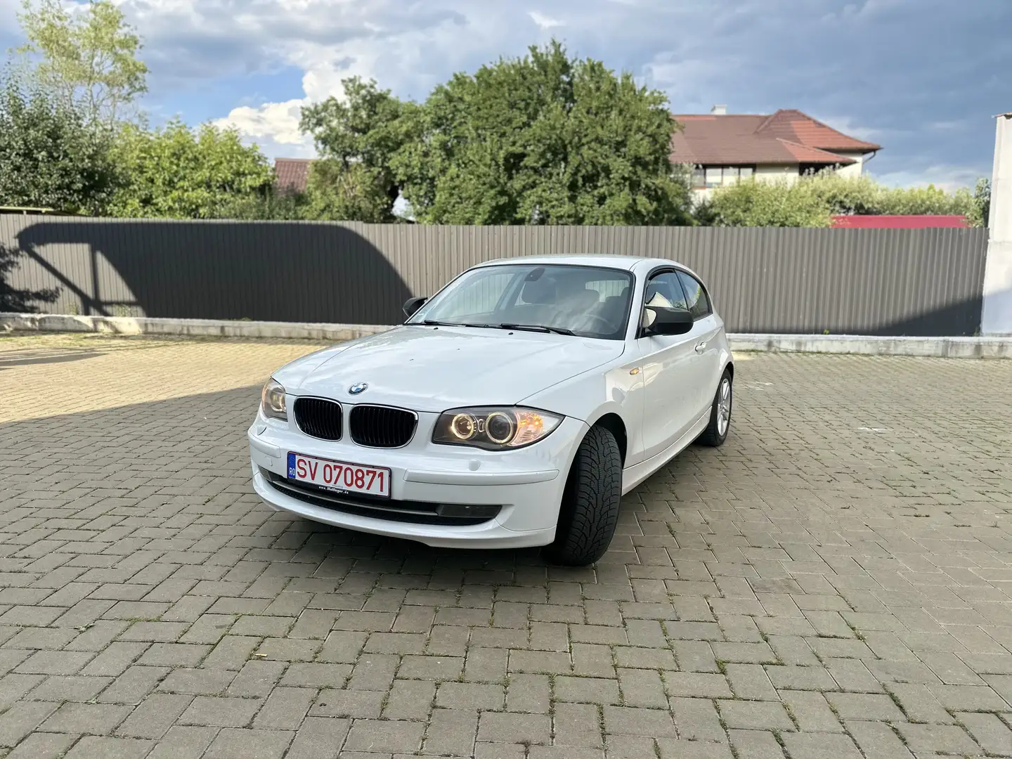 BMW 116 116d DPF Edition Lifestyle - 2