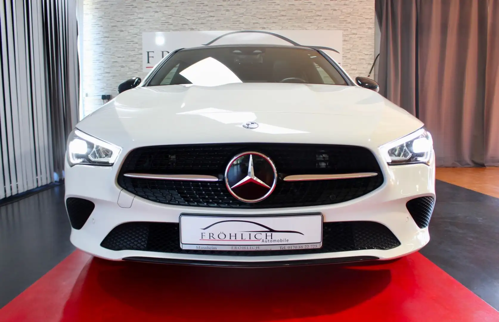 Mercedes-Benz CLA 200 PROGRESSIVE NIGHT+ASSISTENZ-PAK. PANO Blanc - 2