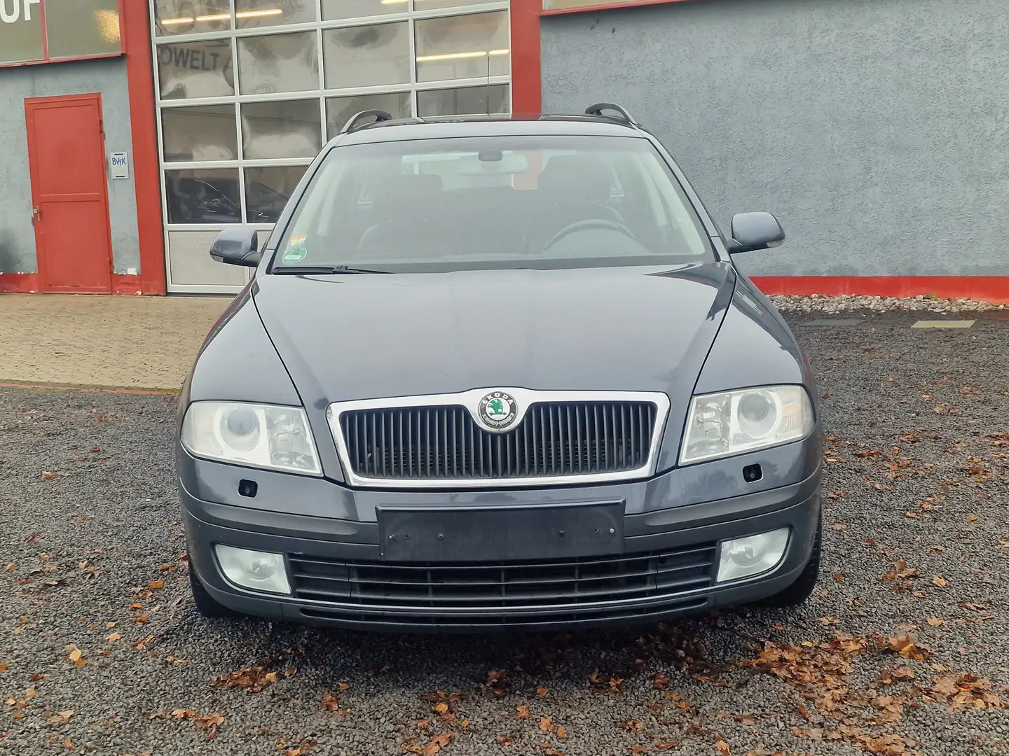 Skoda Octavia Laurin 2.0 TDI 4X4 LEDER+XENON+STANDHEIZ.+KLIMATR Grau - 2