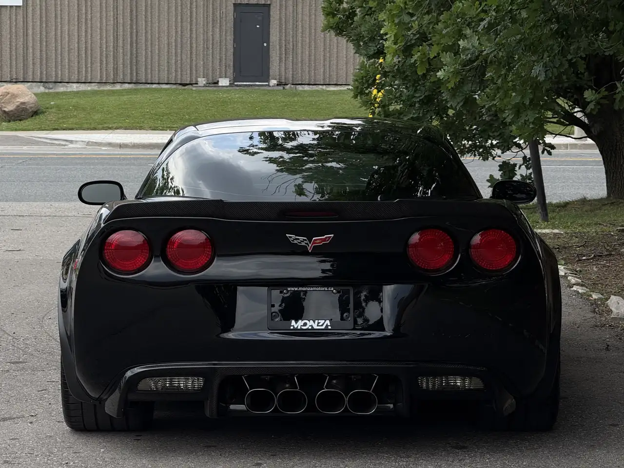 Chevrolet Corvette photo Chevrolet Corvette