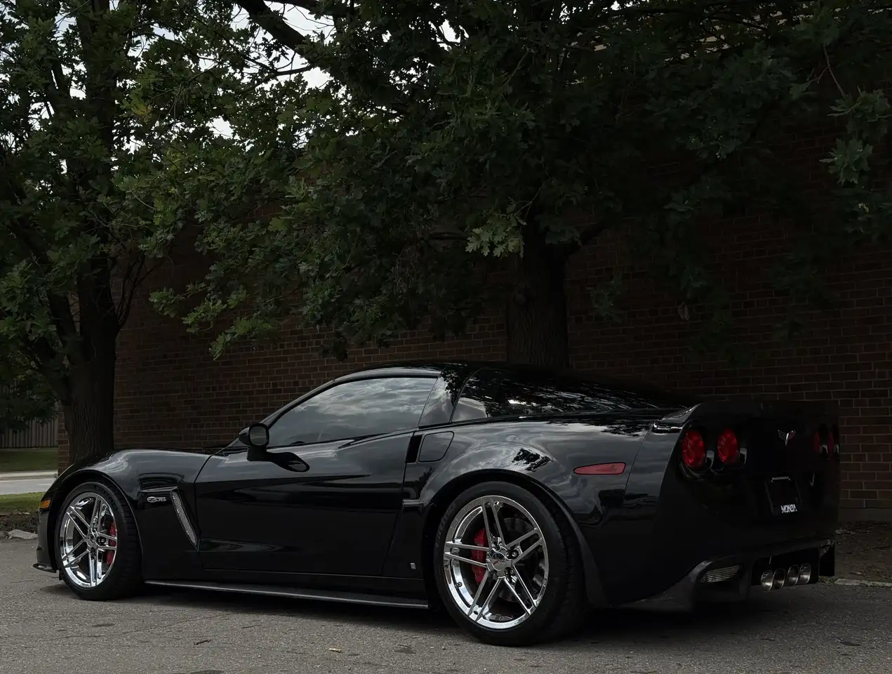Chevrolet Corvette photo Chevrolet Corvette