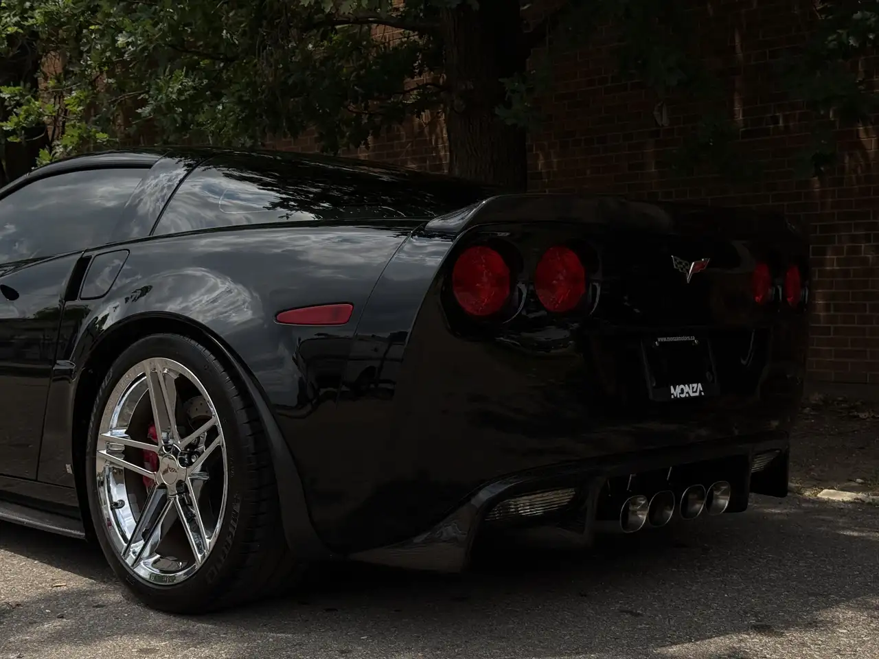 Chevrolet Corvette photo Chevrolet Corvette