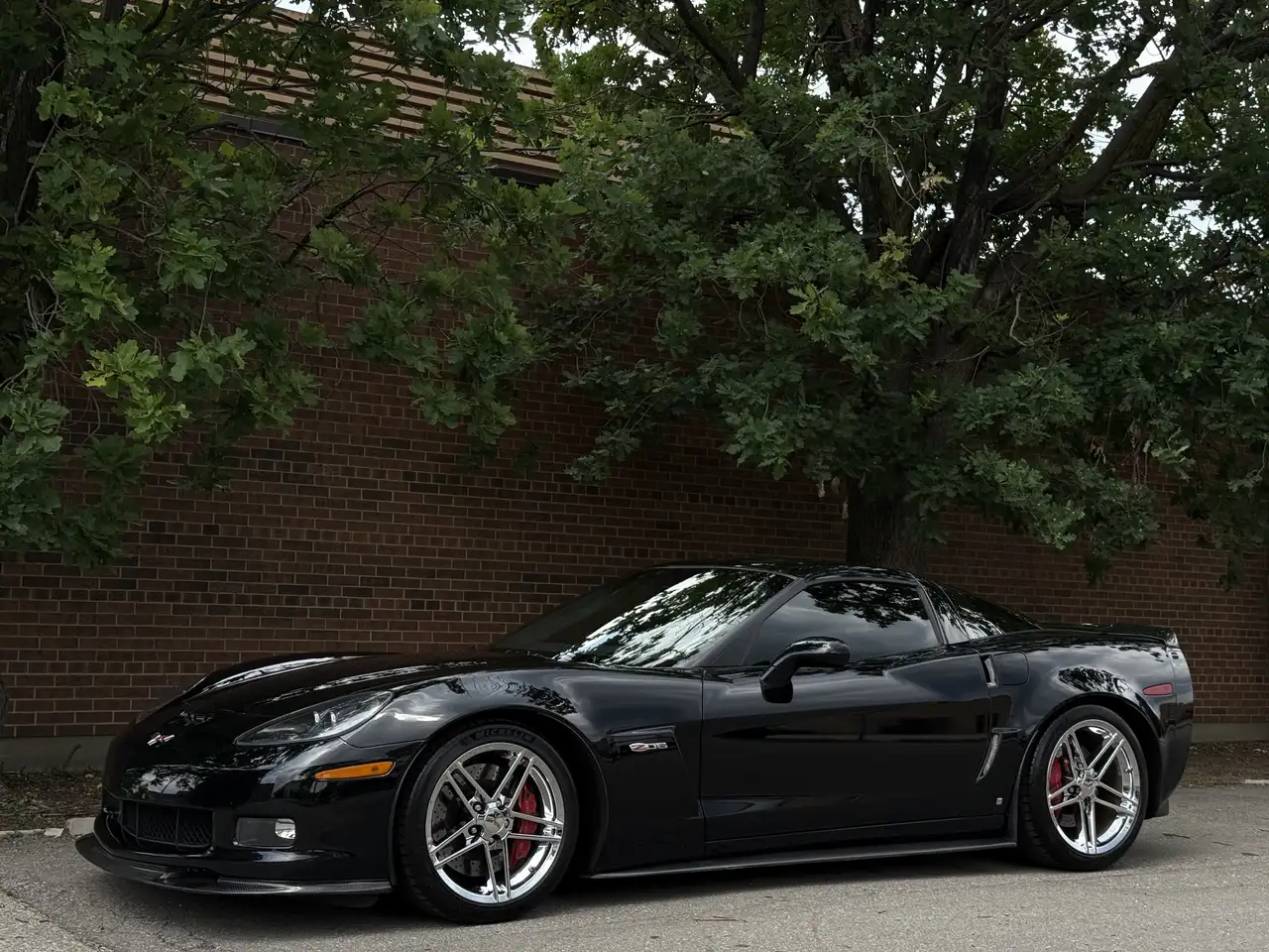 Chevrolet Corvette photo Chevrolet Corvette