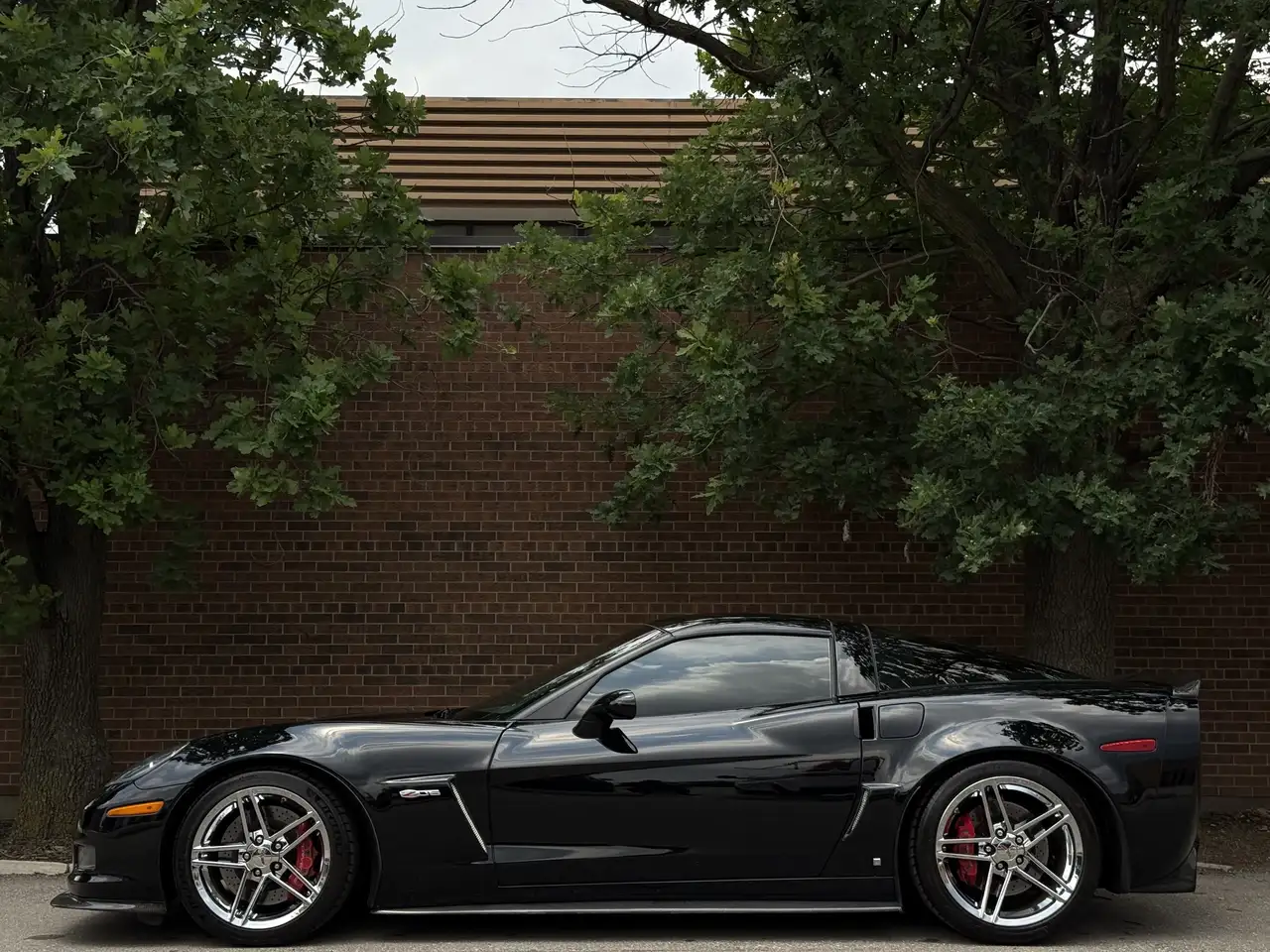 Chevrolet Corvette photo Chevrolet Corvette