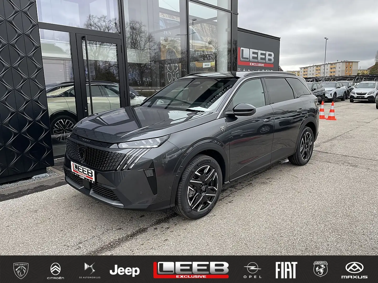 Peugeot 5008 mHEV 145 e-DCS6 GT Aut. inkl. 360° Vision & Dri... Grau - 1