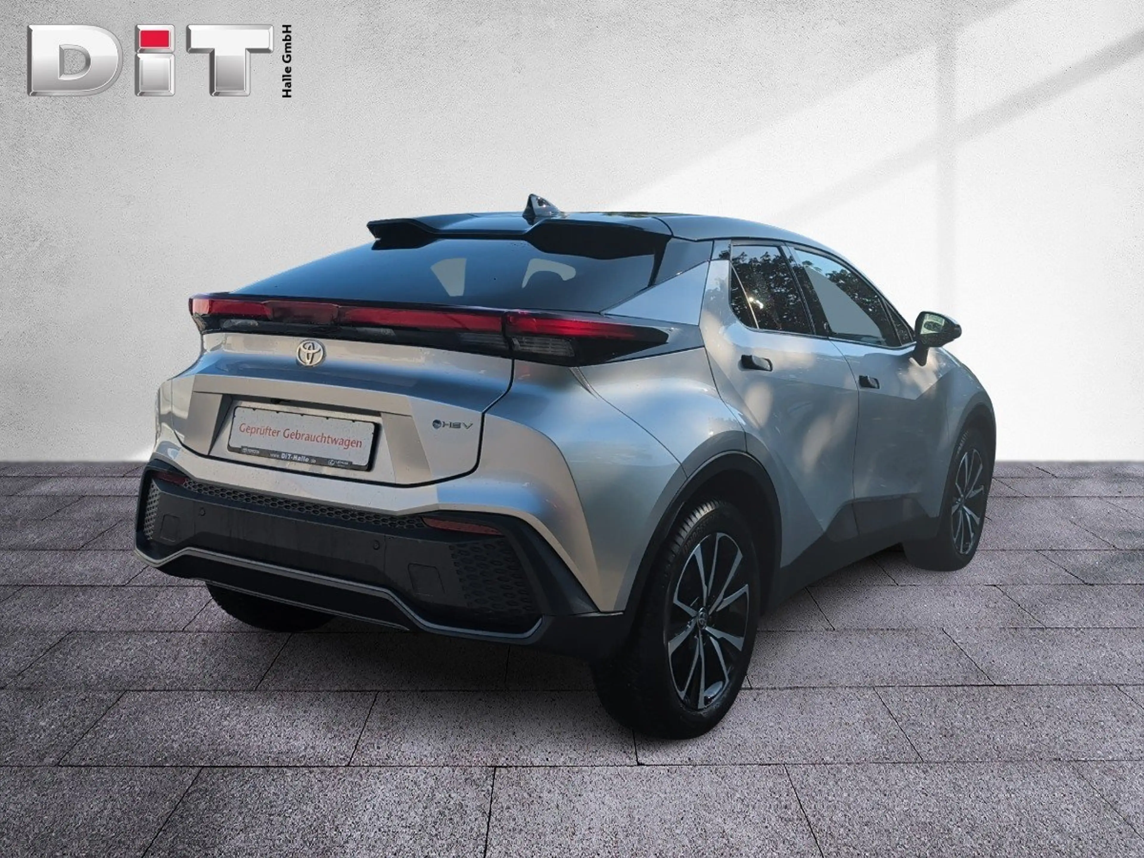 Toyota C-HR 2.0 H Team D Navigation Klima Kamera Sitzhzg — photo 5
