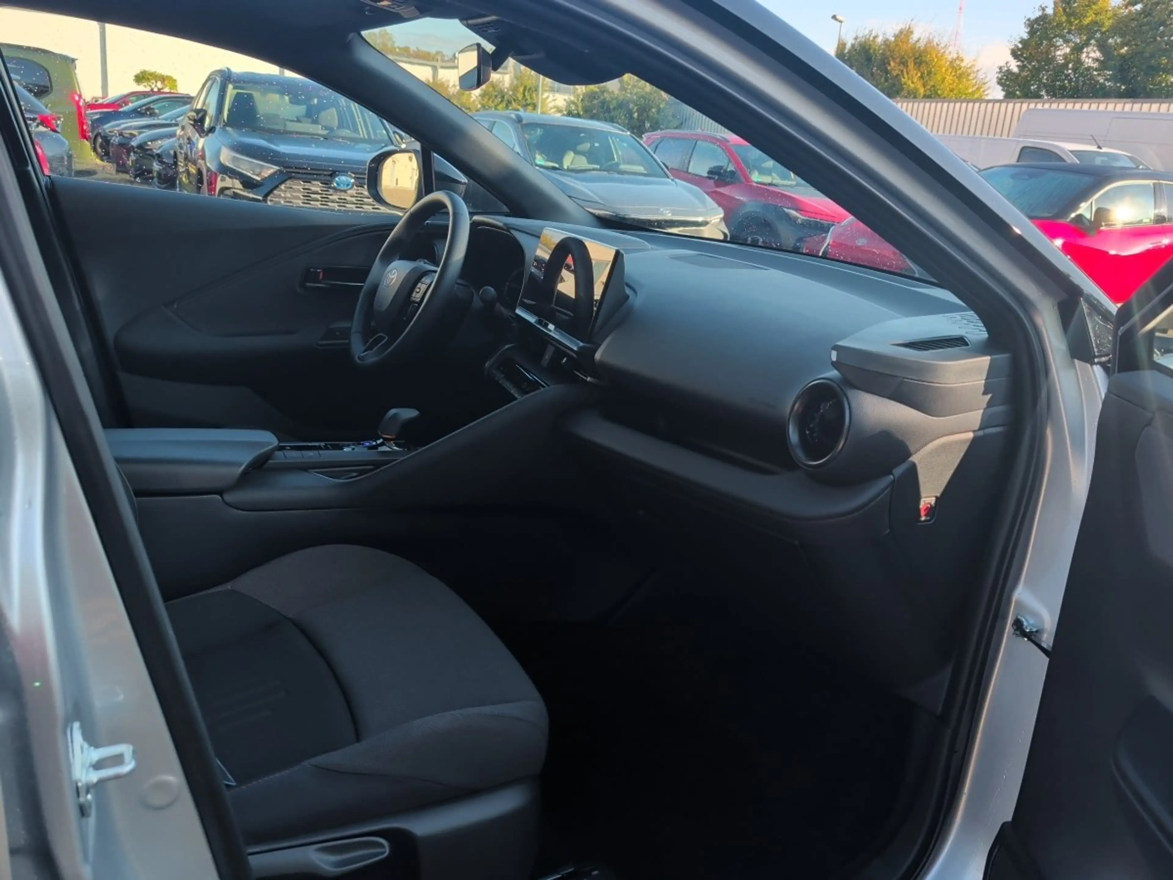 Toyota C-HR 2.0 H Team D Navigation Klima Kamera Sitzhzg — photo 14