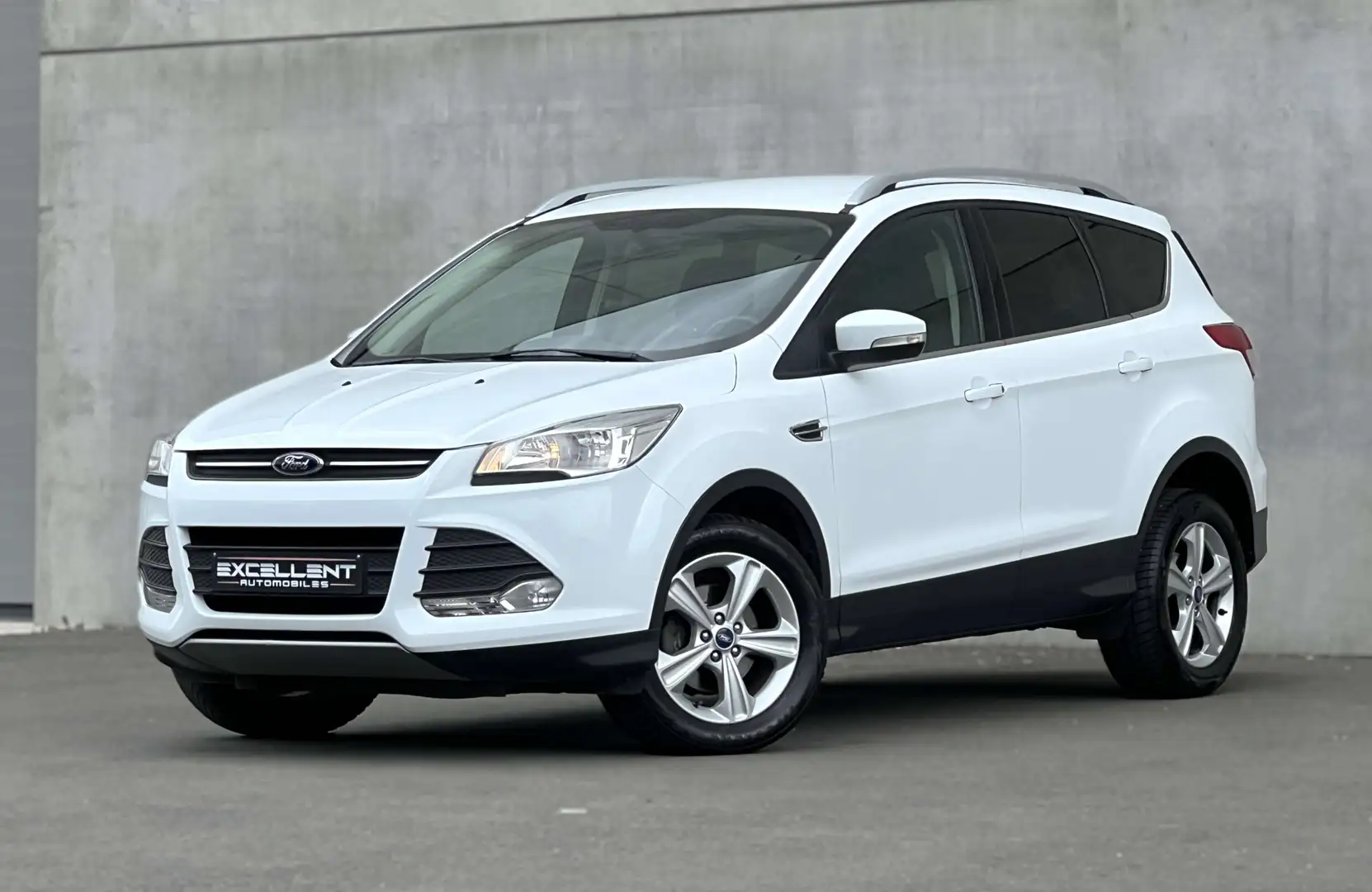 Ford Kuga 1.6 EcoBoost*GPS*BLUETOOTH*GARANTIE 12 MOIS* Weiß - 1