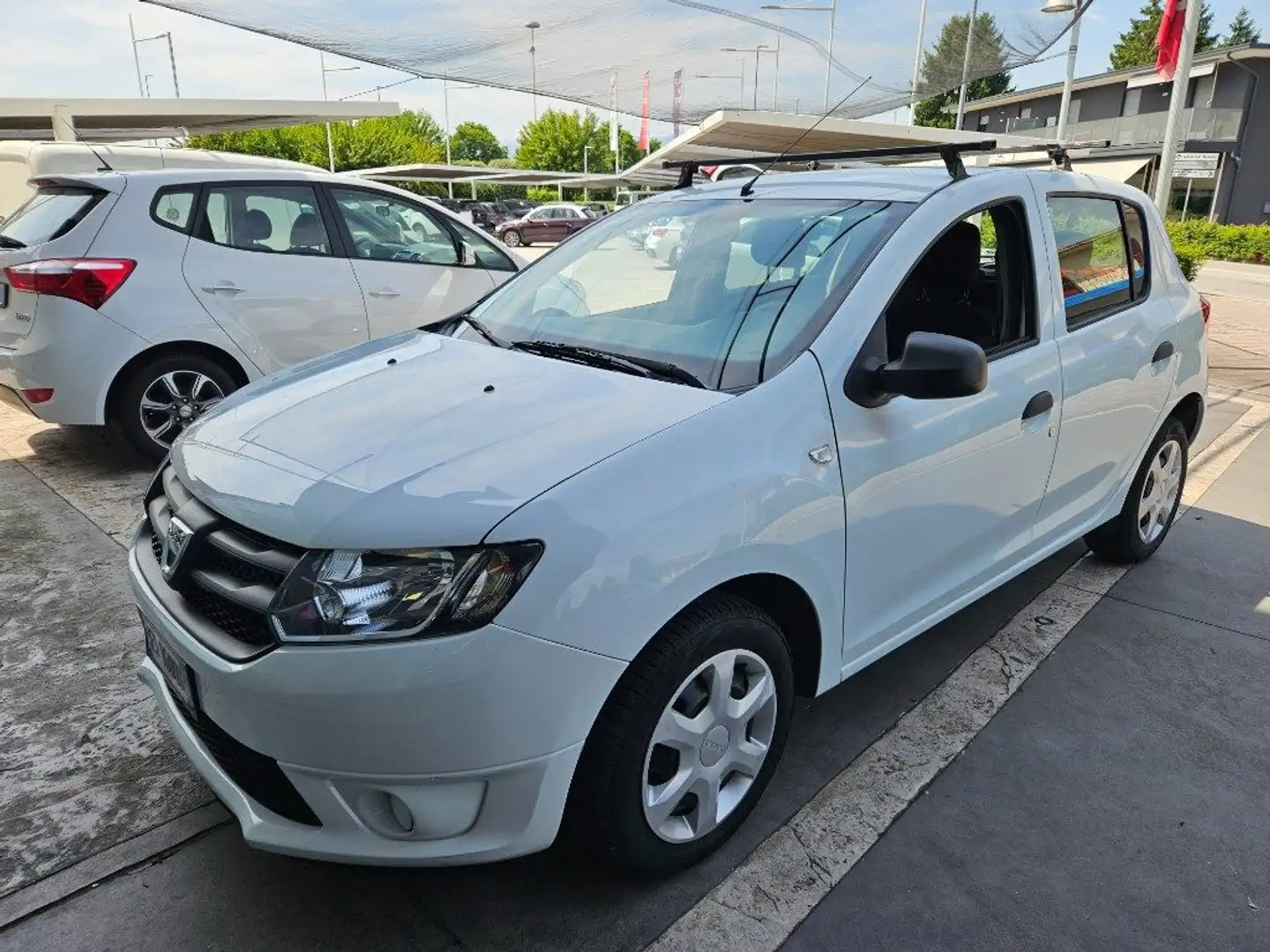 Dacia Sandero 1.5 dCi 8V 75CV Ambiance Wit - 2