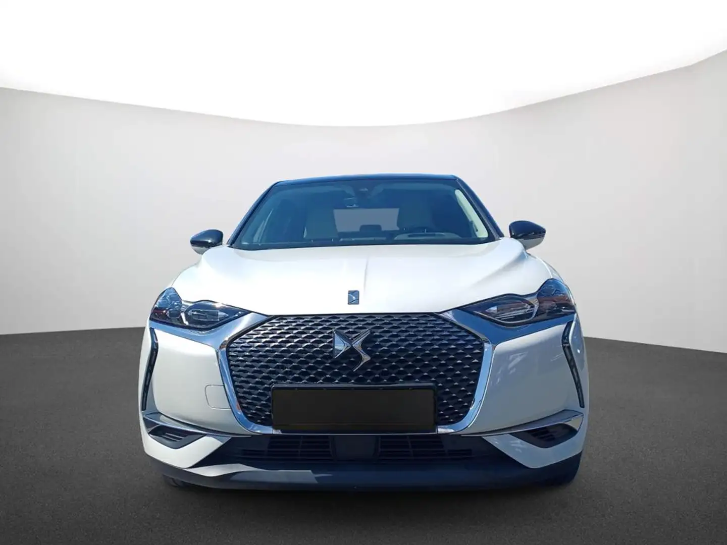 DS Automobiles DS 3 Crossback PureTech 130 So Chic Fehér - 2