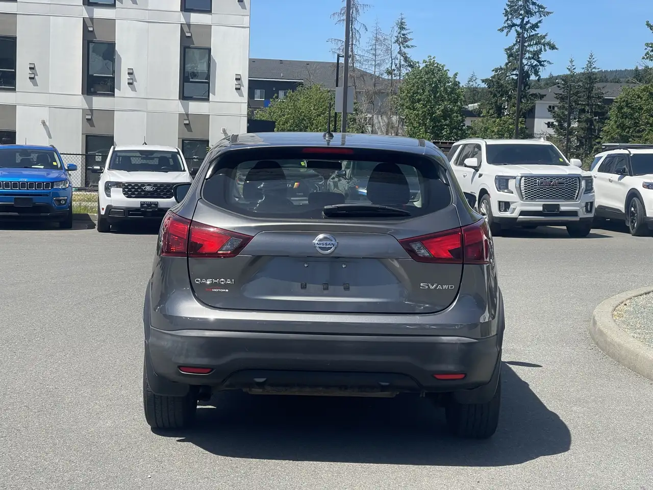 Nissan Qashqai снимка Nissan Qashqai