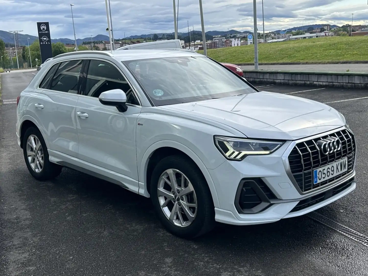 Audi Q3 35 TFSI S line S tronic Wit - 2