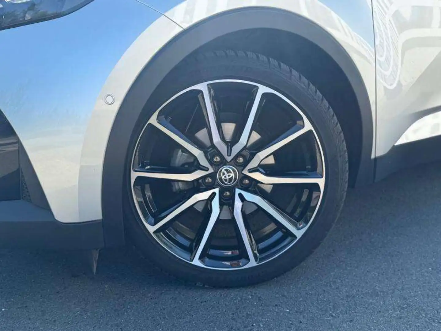 Toyota C-HR HEV GR SPORT Gris - 2