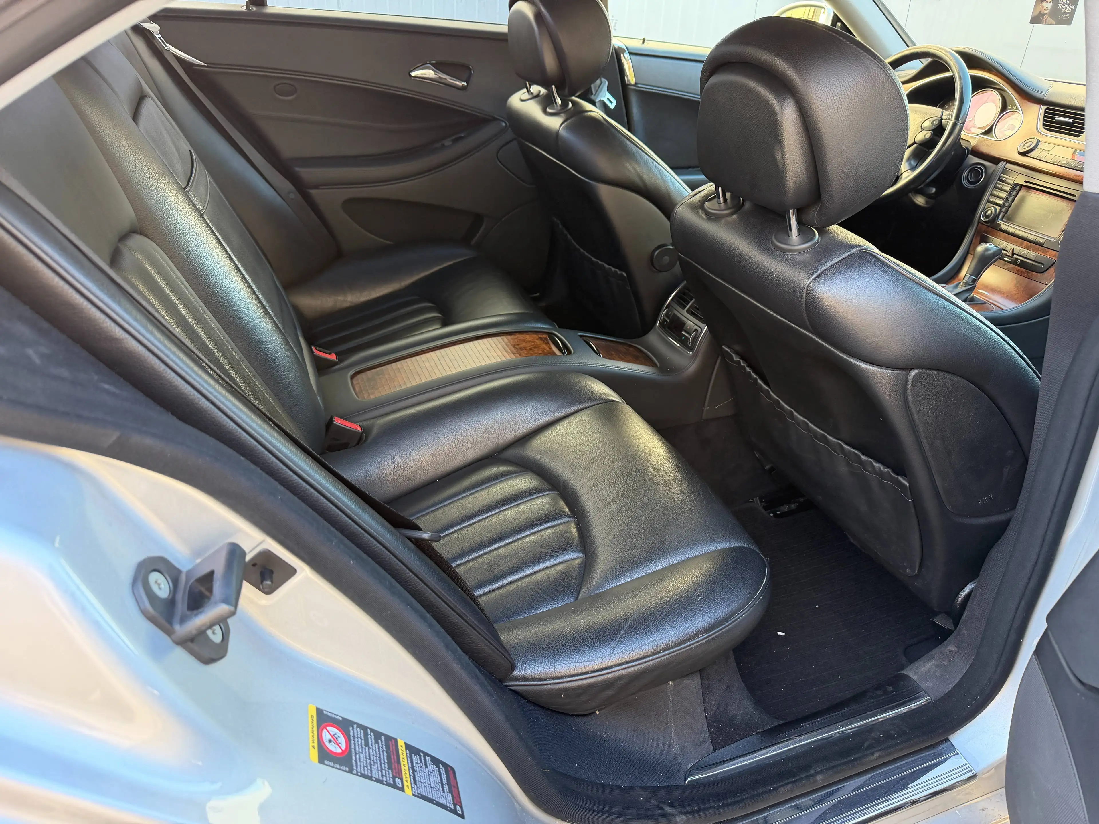 Mercedes-Benz CLS 320 CLS 320 / 350 CDI AMG *Klima*Leder*Lorinser*Airmatik*Navi* — photo 11