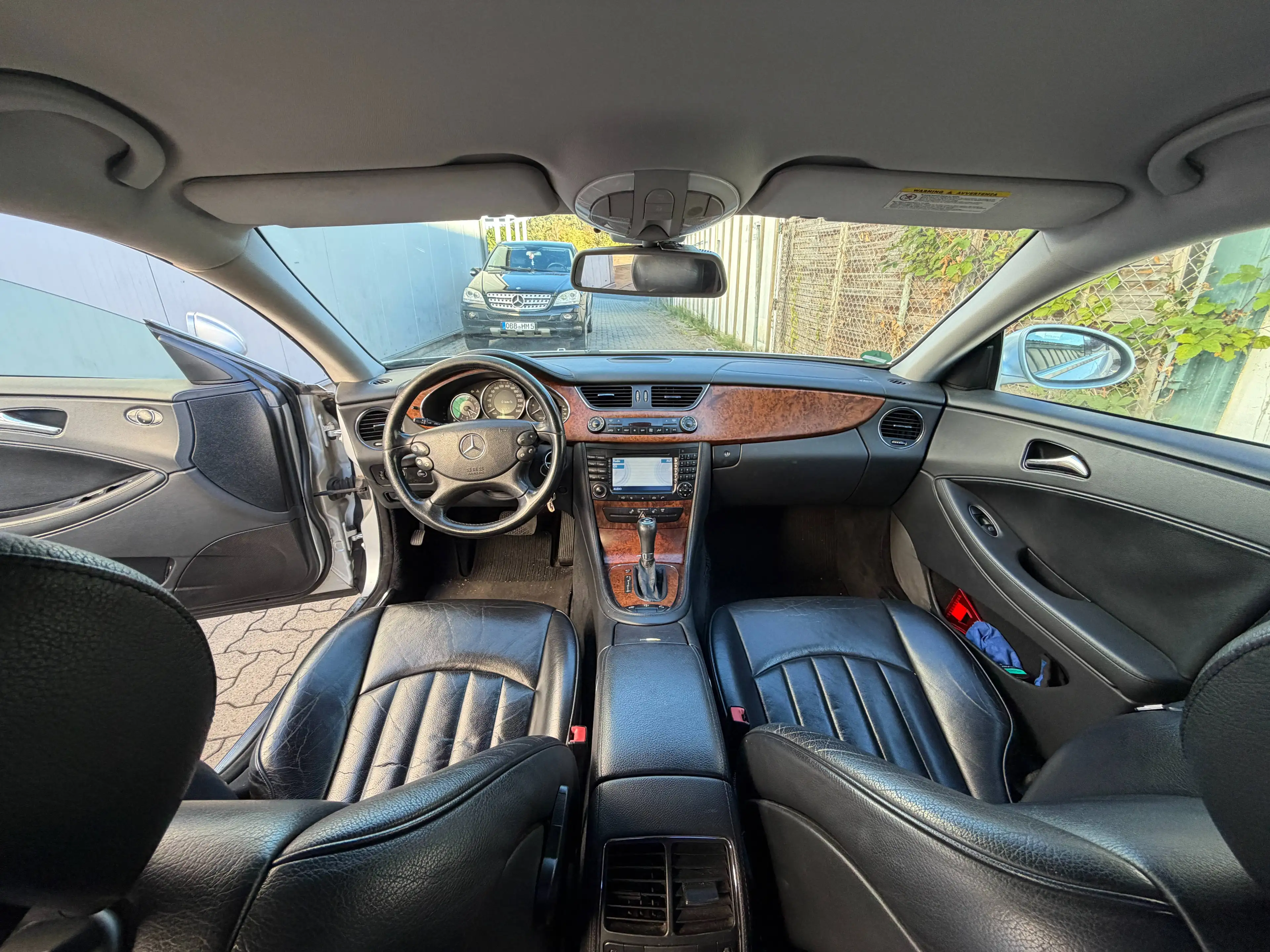 Mercedes-Benz CLS 320 CLS 320 / 350 CDI AMG *Klima*Leder*Lorinser*Airmatik*Navi* — photo 14