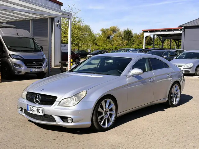 Mercedes-Benz CLS 320 CLS 320 / 350 CDI AMG *Klima*Leder*Lorinser*Airmatik*Navi*
