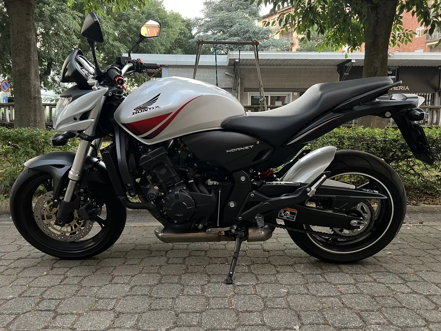 Honda CB 600 F Blanc - 1