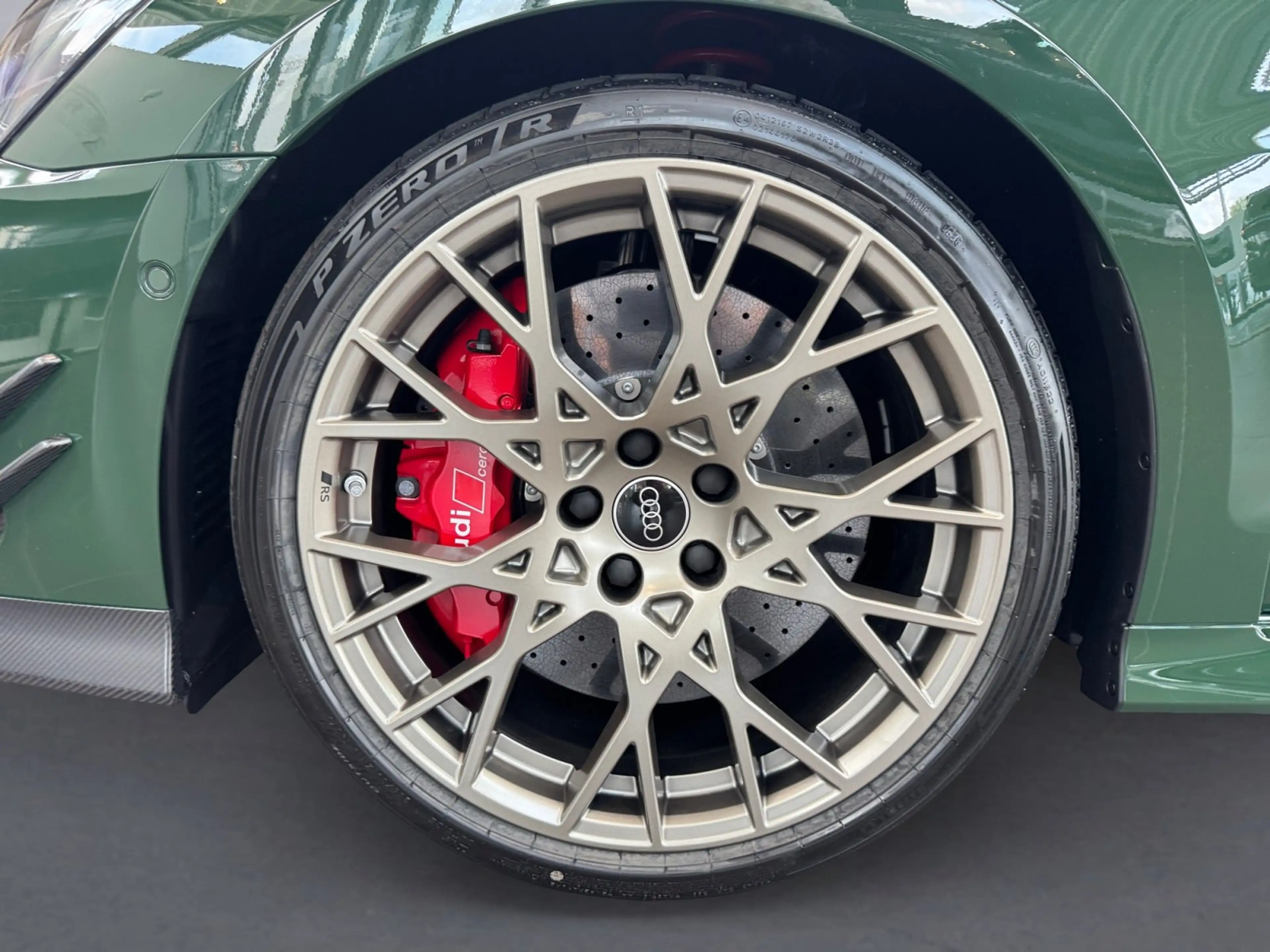 Audi RS3 *COMPETITION LIMITED* Malachitgrün*Keramik* — photo 14