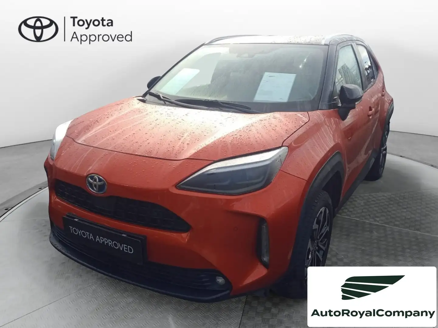 Toyota Yaris Cross Yaris Cross 1.5 Hybrid 5p. E-CVT Orange Edition - 1