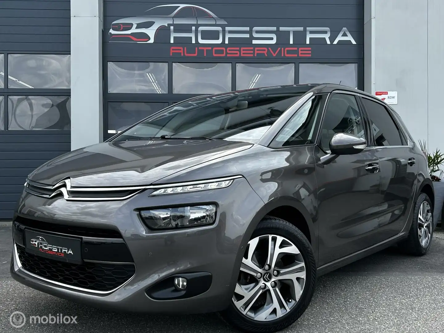 Citroen C4 Picasso 1.2 PureTech Intensive Luxe NW D-riem Netjes Grau - 1