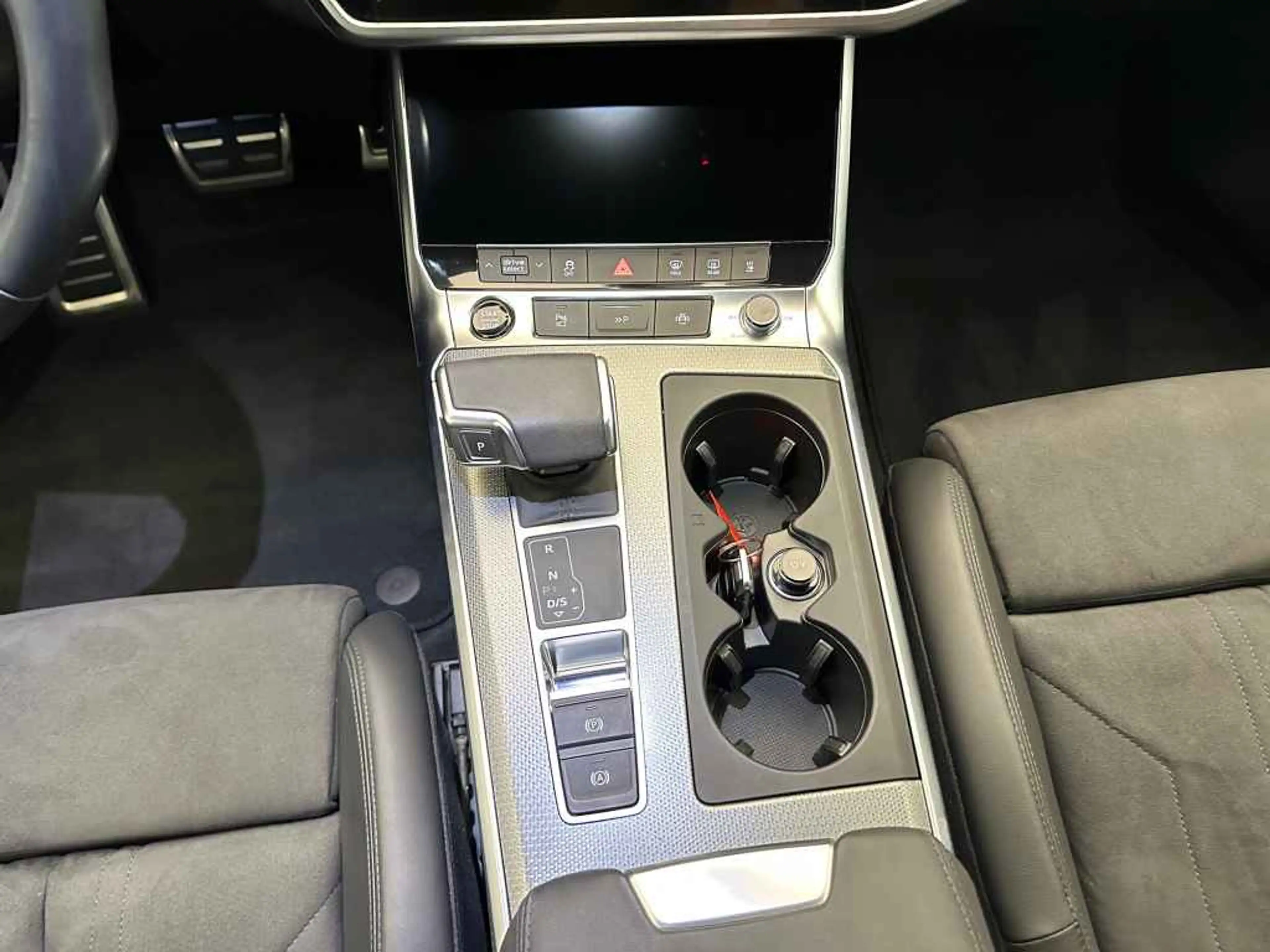 Audi A6 allroad 55 TDI qua *ALLRADL*STDHZ*MATRIX*AHK* — photo 13