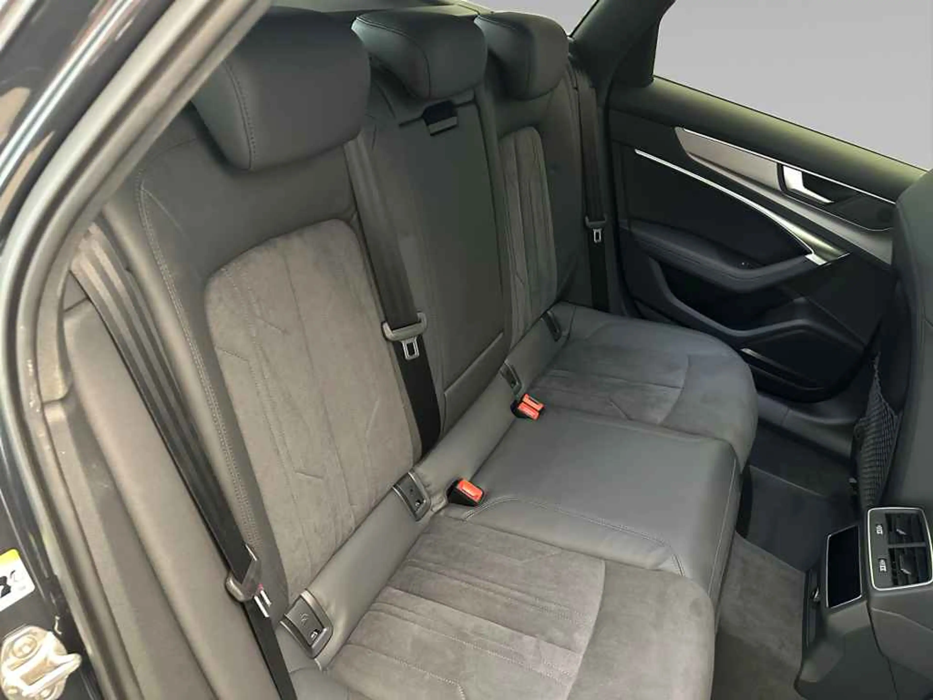 Audi A6 allroad 55 TDI qua *ALLRADL*STDHZ*MATRIX*AHK* — photo 11