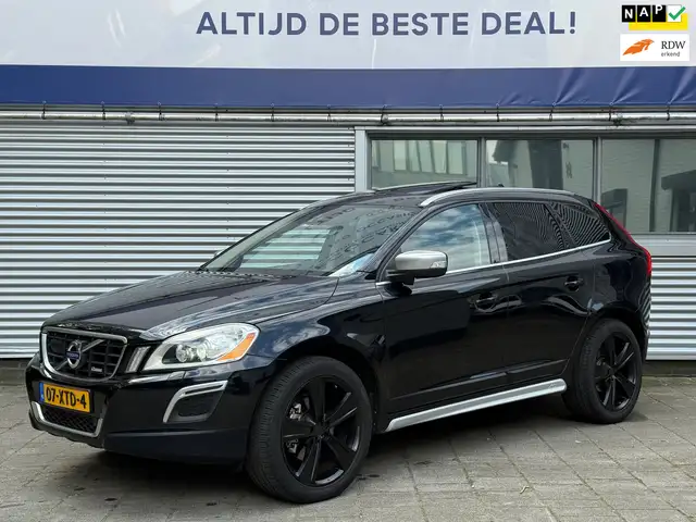 Volvo XC60 2.0 T5 R-Design l Pano l Trekhaak l Leder l Xenon
