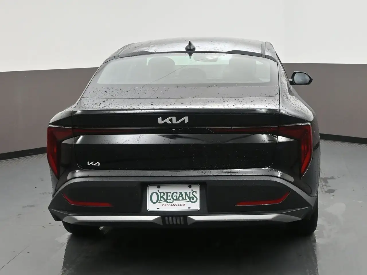 Kia K4 снимка Kia K4
