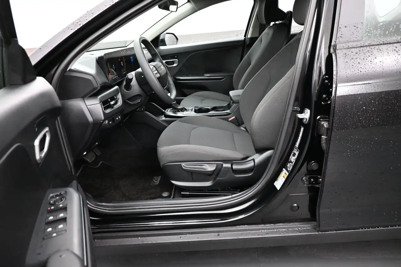Kia K4 снимка Kia K4
