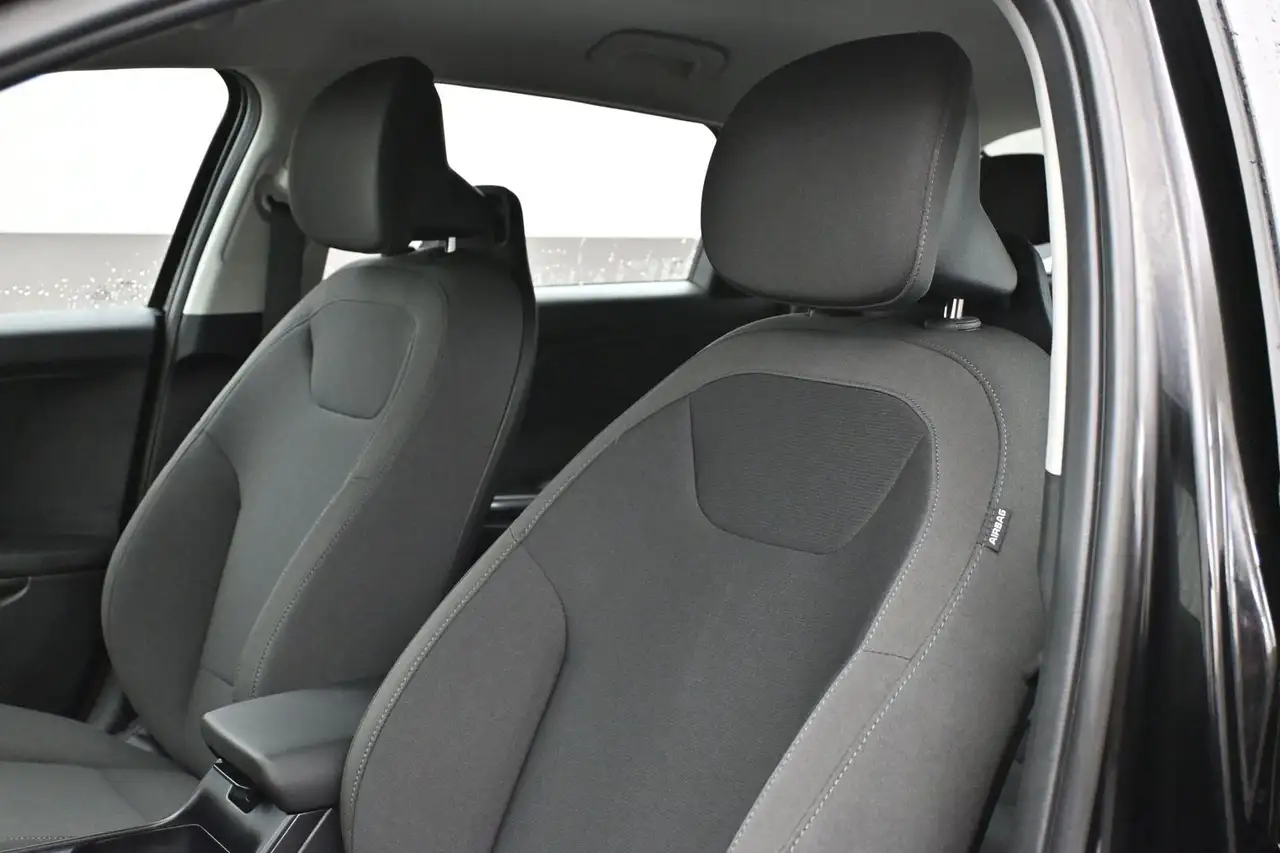 Kia K4 снимка Kia K4