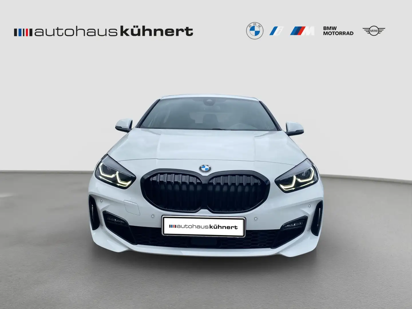 BMW 118 i ///M-Sport PRO+M-Sitze SpurAss AHK adapt.LED Weiß - 2