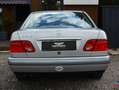 Mercedes-Benz E 240 Classic Aut. Silber - thumbnail 24