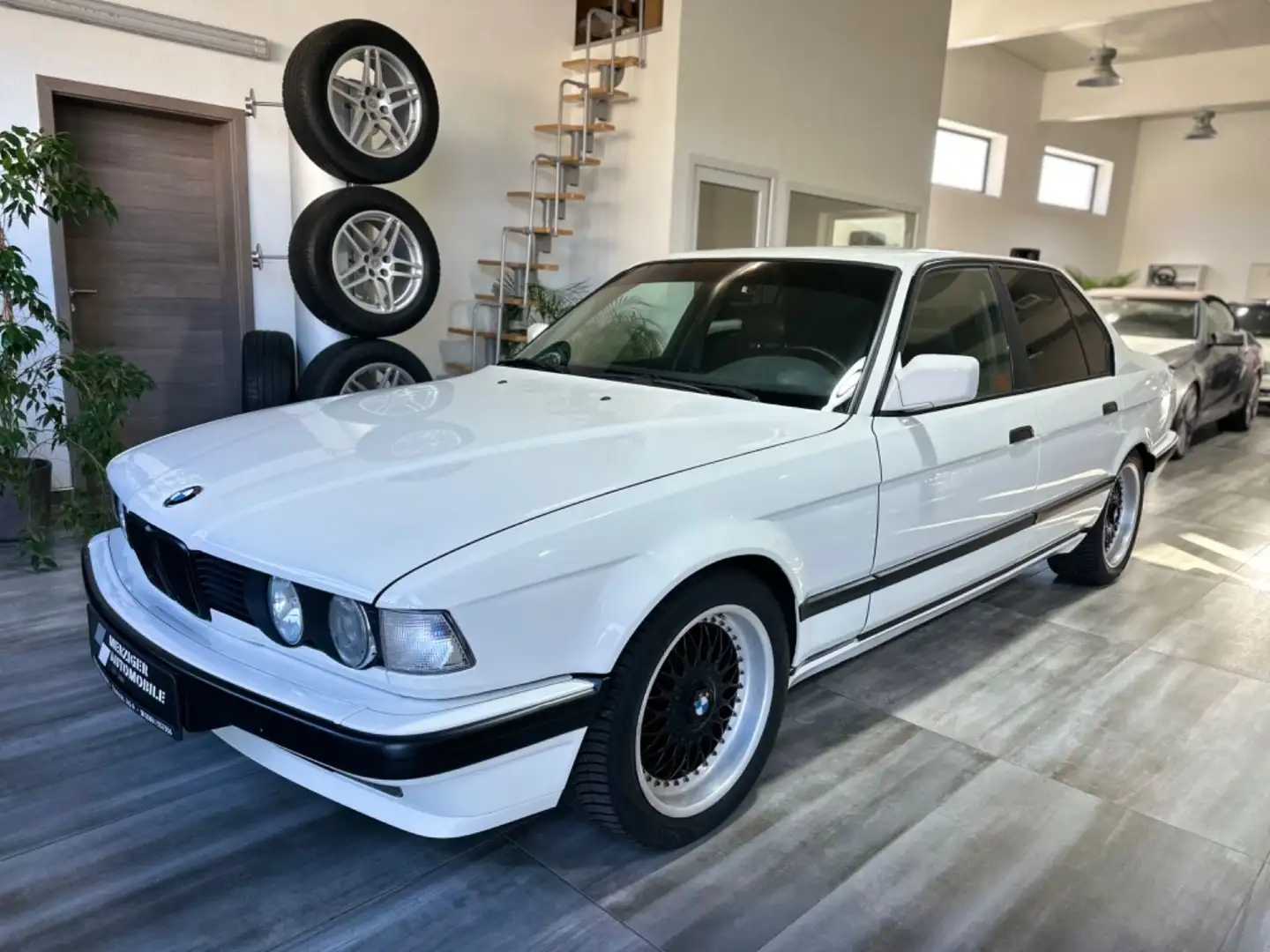 BMW 735 i  E32 *SHZ*Leder*M Lenkrad*Alcantara Dach* Blanco - 1
