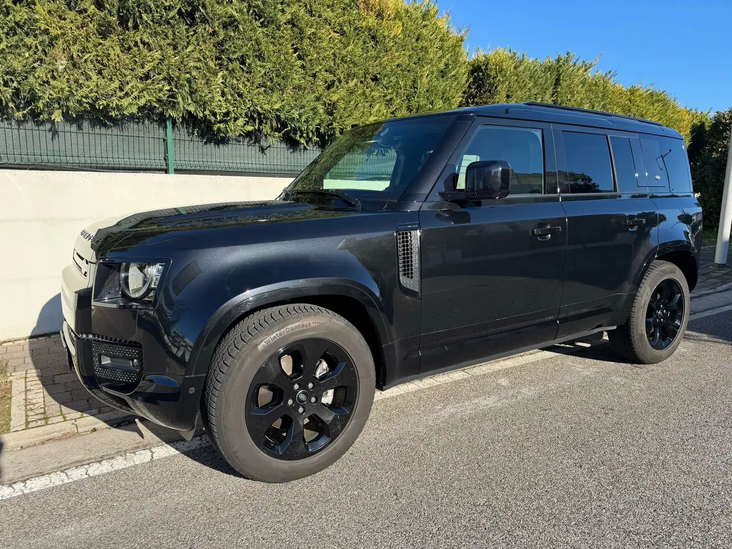 Land Rover Defender 110 3.0d i6 MHEV X-DYNAMIC S AWD 250cv - IBRIDA Schwarz - 1