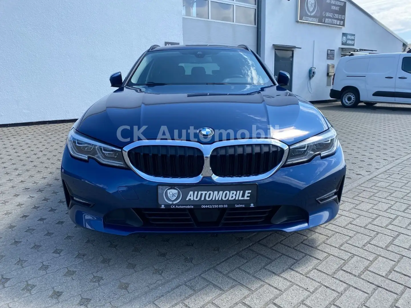 BMW 320 d xDrive Touring Advantage/Laser/Kamera/AHK Bleu - 2