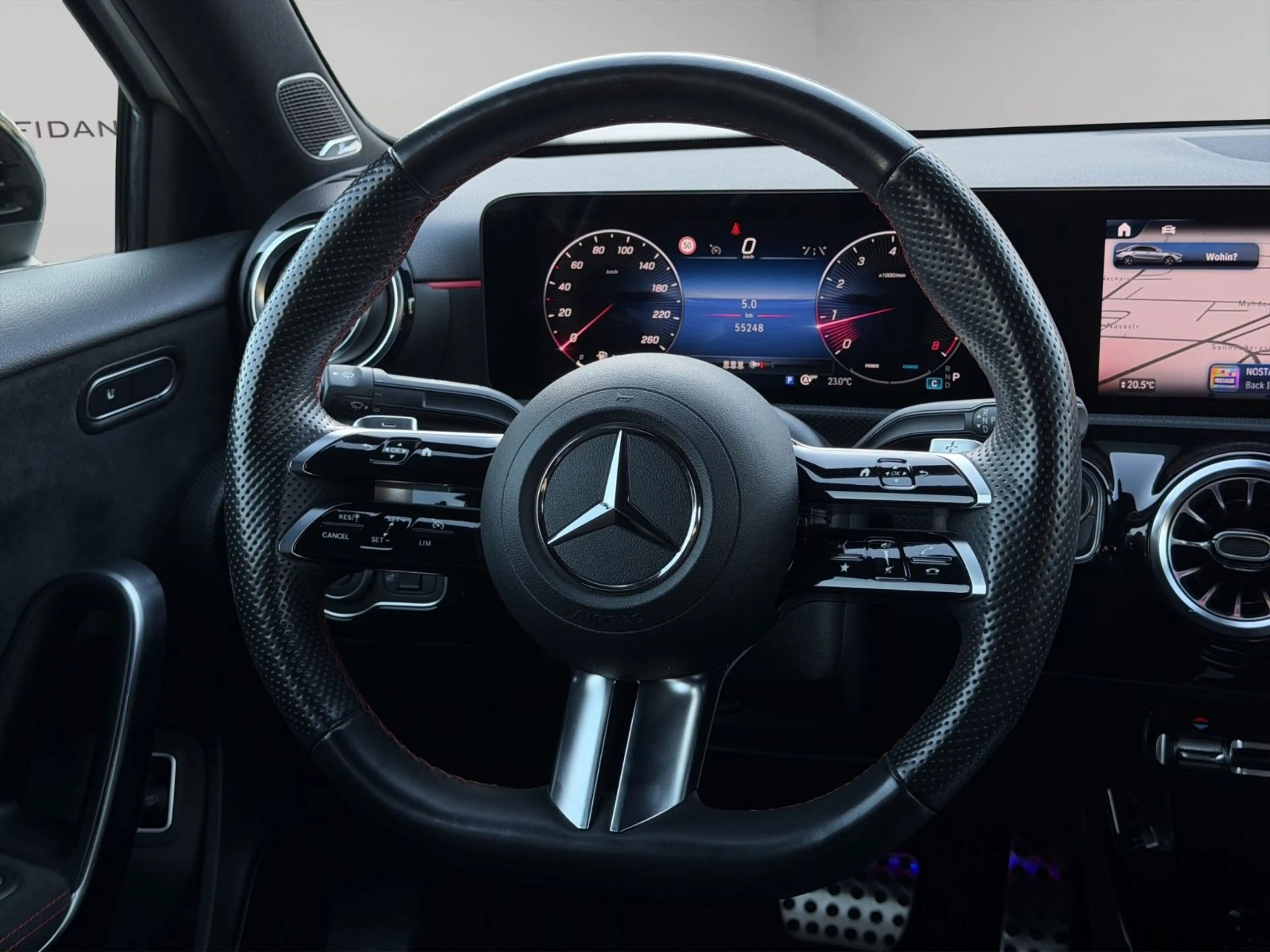 Mercedes-Benz A 180 Lim. AMG-Line MBEAM*Night*Burmester*Kamera — photo 12