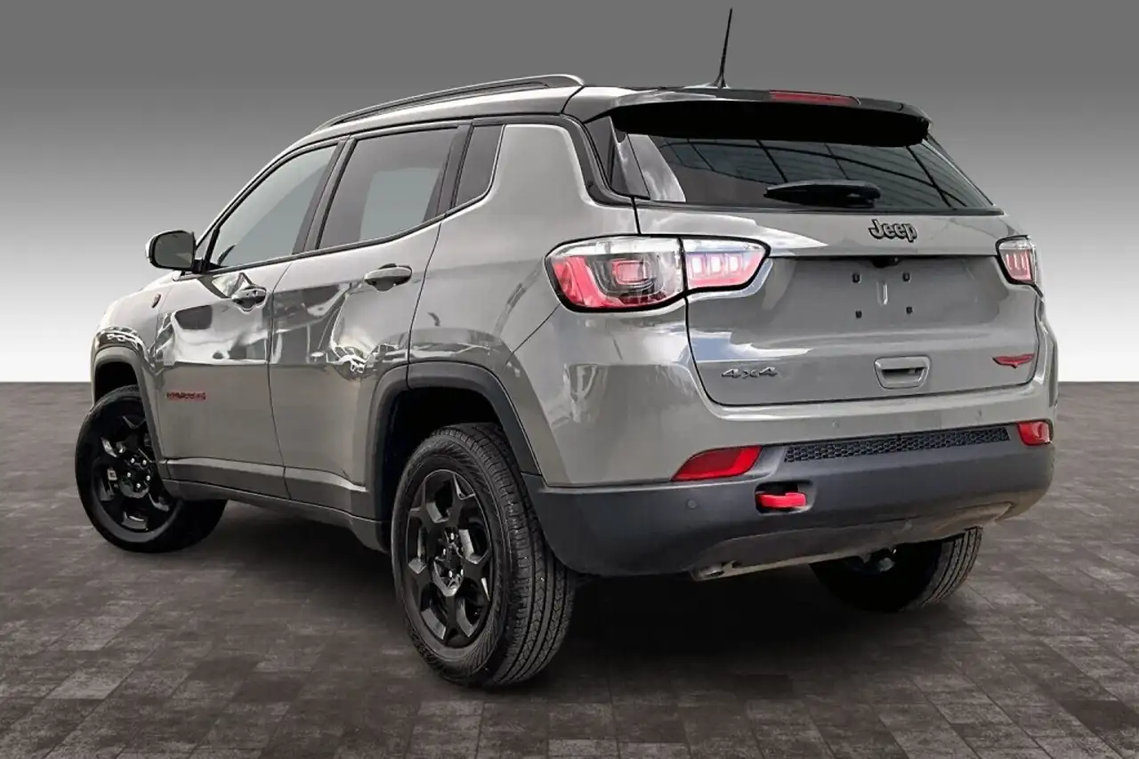 Jeep Compass снимка Jeep Compass