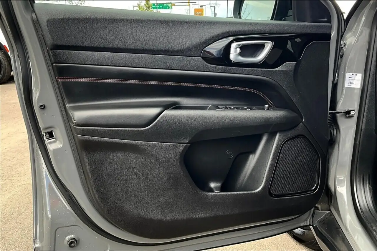 Jeep Compass снимка Jeep Compass
