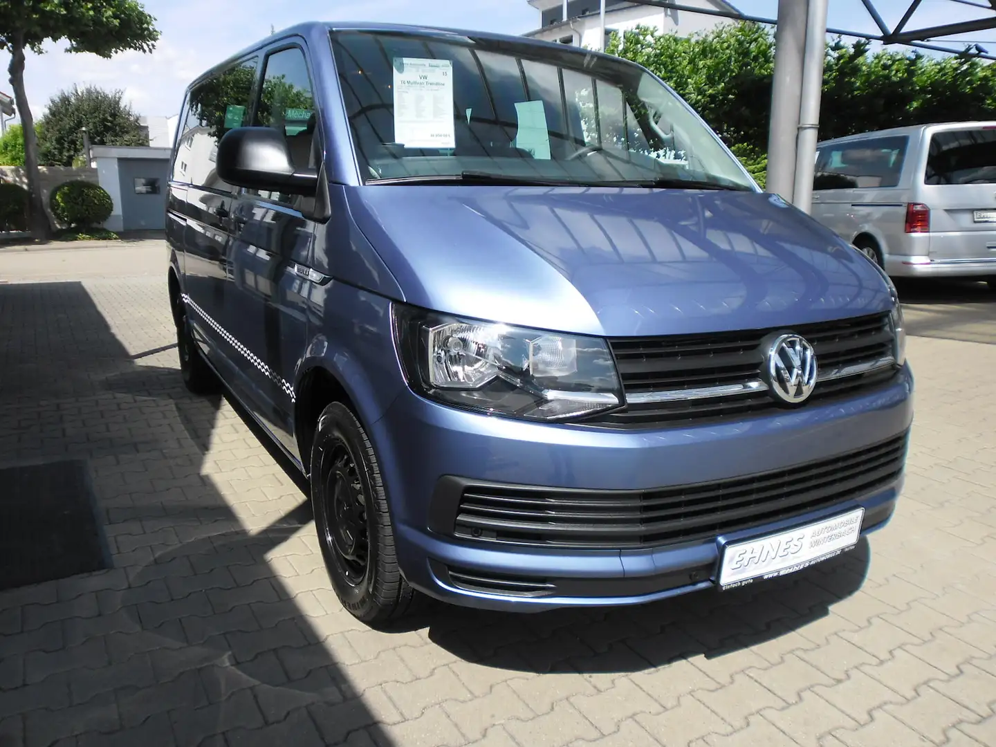 Volkswagen T6 Multivan Trendline AHK, SHZ, Blau - 2