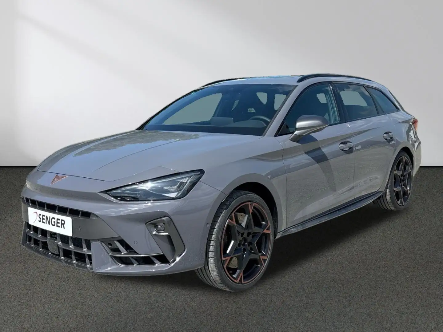 CUPRA Leon Sportstourer 2.0 TSI 4Drive VZ Panorama Navi Grau - 1