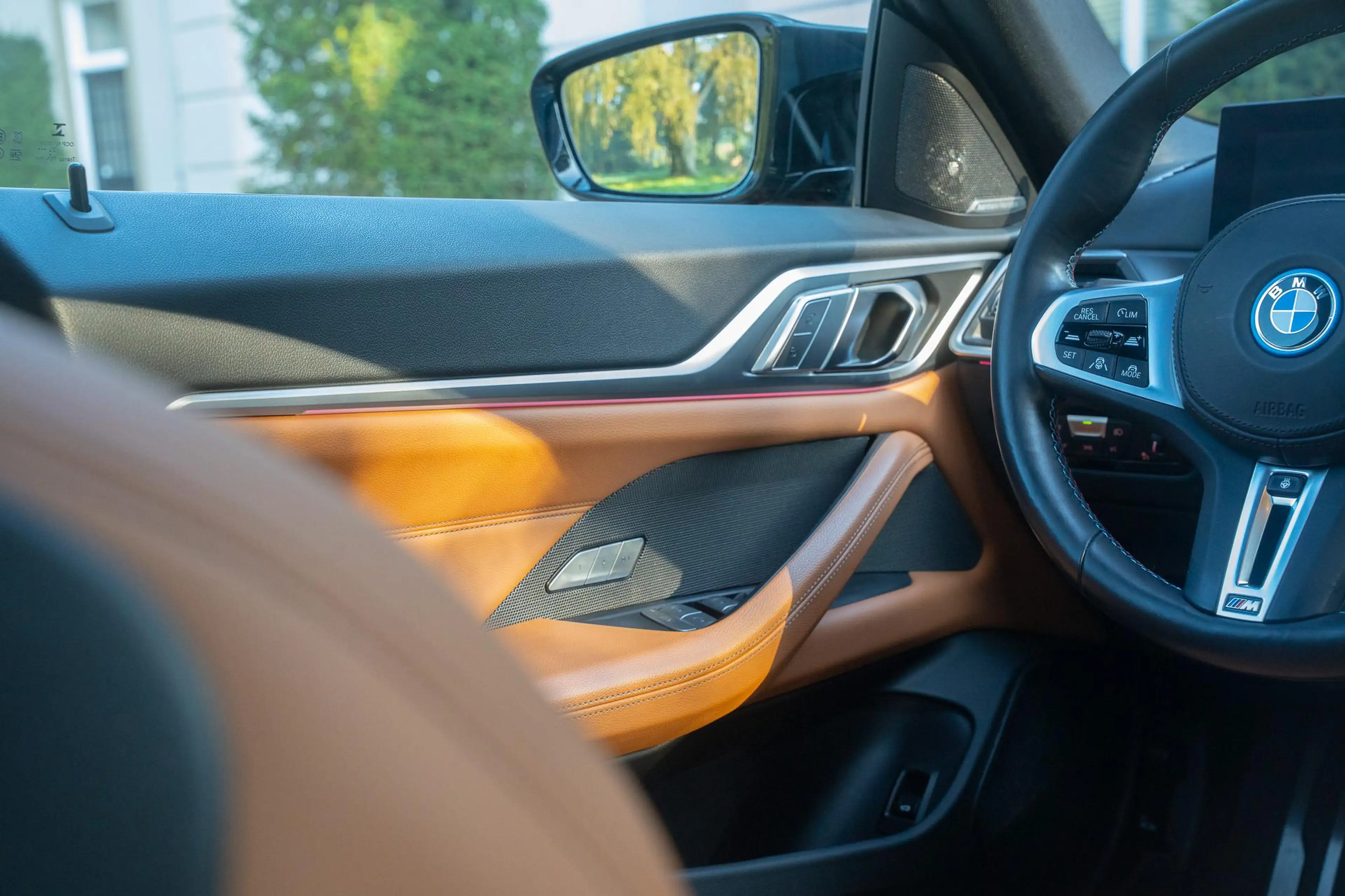 BMW i4 M50 High Executive 84 kWh PANO | KUIPSTOEL | H&K | — photo 40