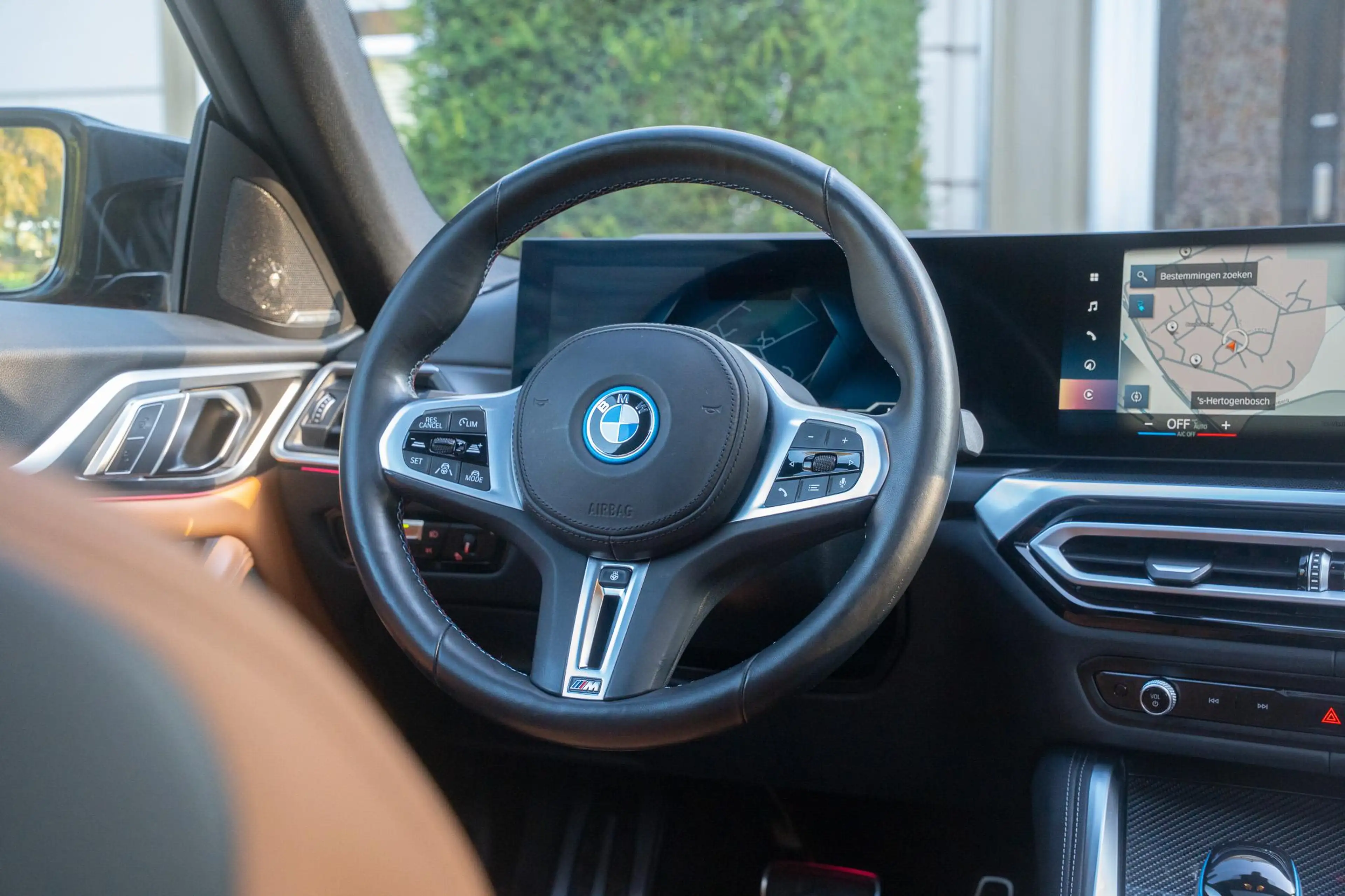 BMW i4 M50 High Executive 84 kWh PANO | KUIPSTOEL | H&K | — photo 39