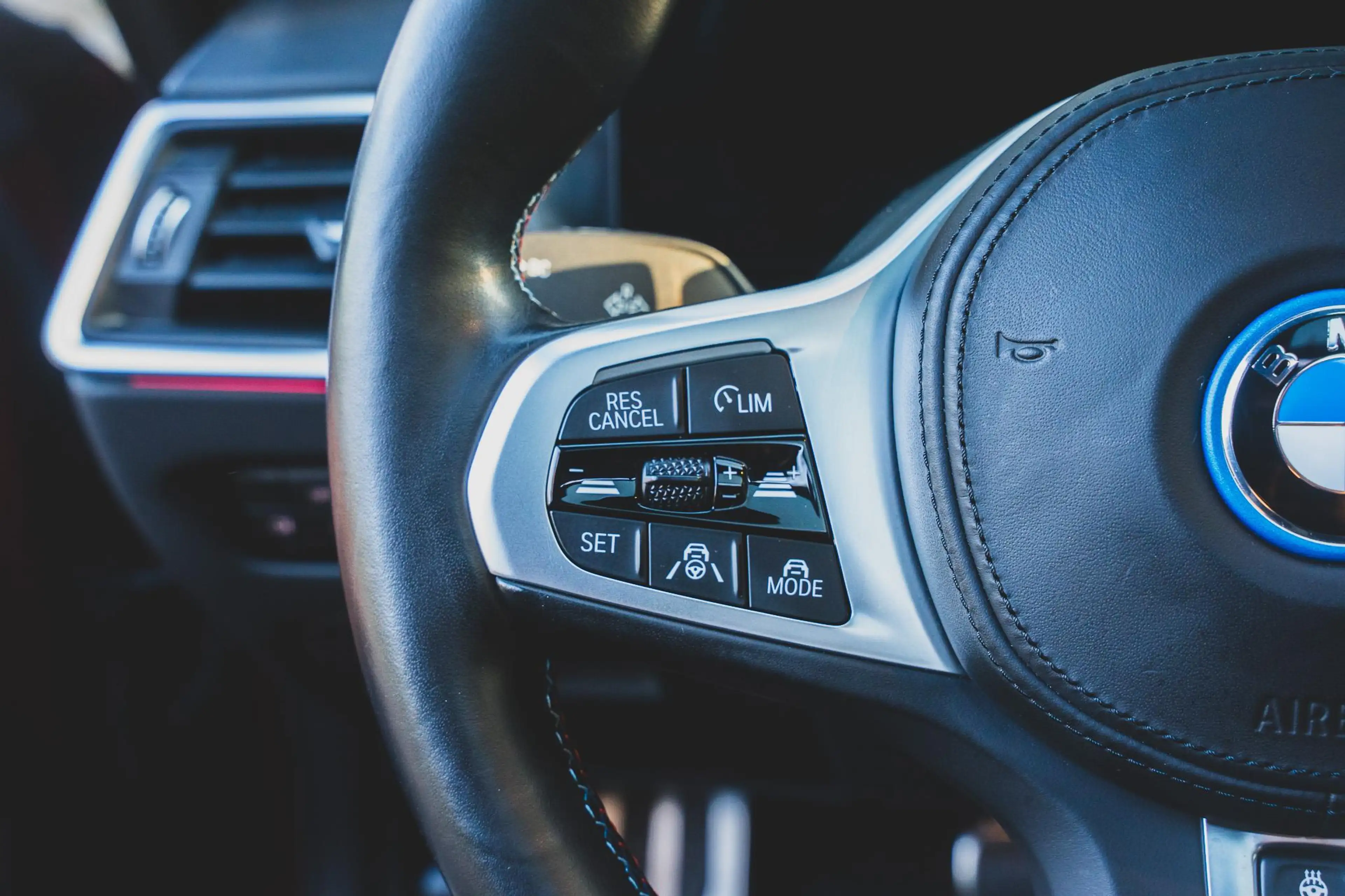BMW i4 M50 High Executive 84 kWh PANO | KUIPSTOEL | H&K | — photo 22