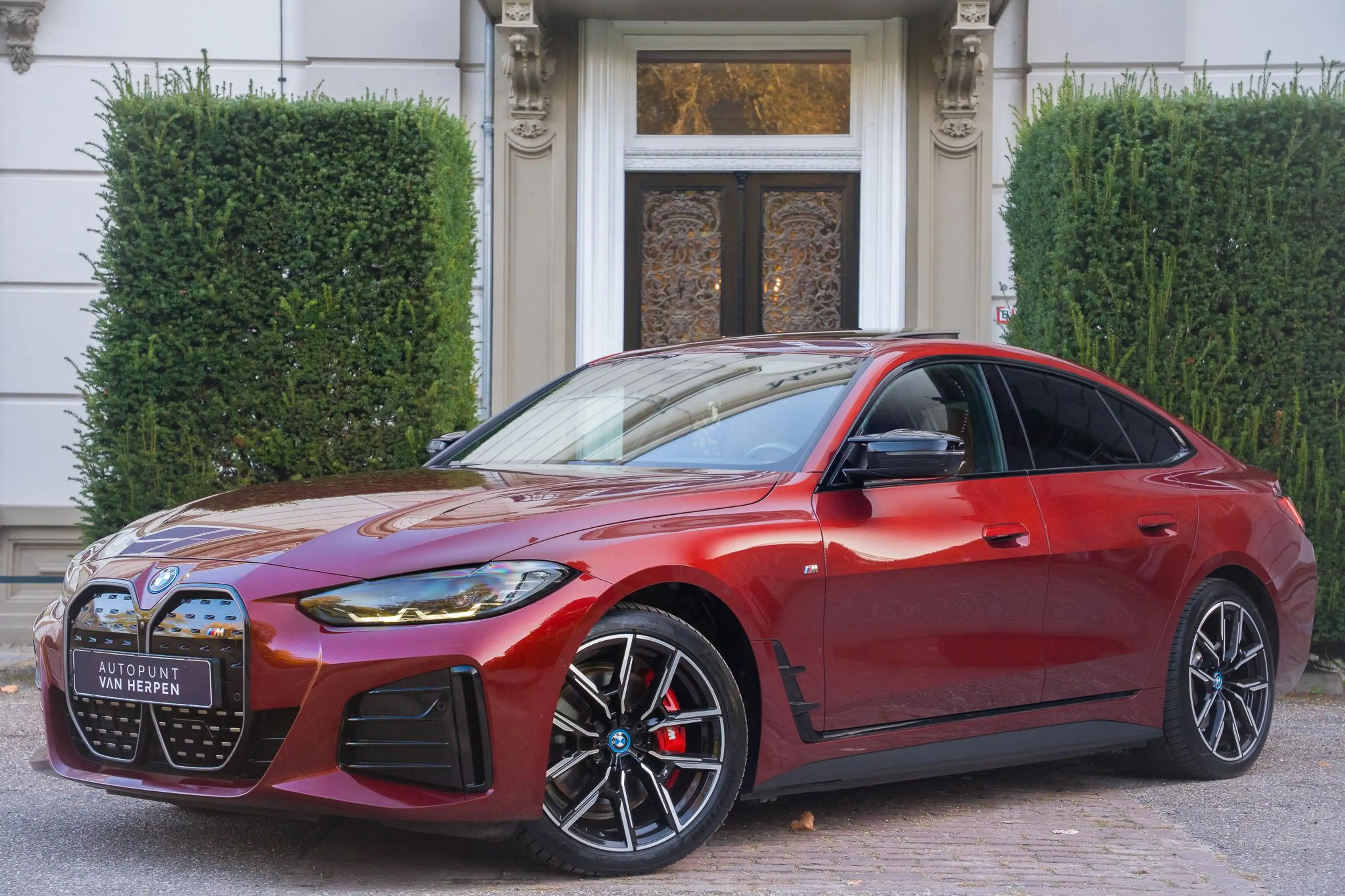 BMW i4 M50 High Executive 84 kWh PANO | KUIPSTOEL | H&K |