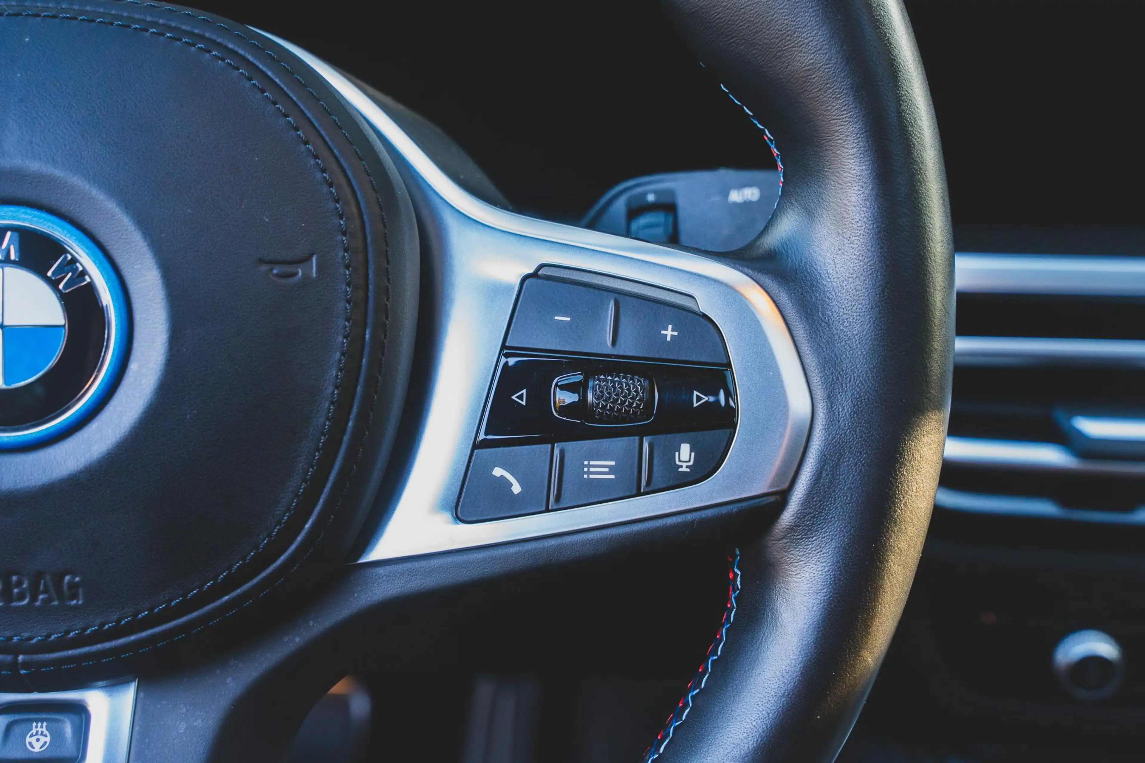 BMW i4 M50 High Executive 84 kWh PANO | KUIPSTOEL | H&K | — photo 23