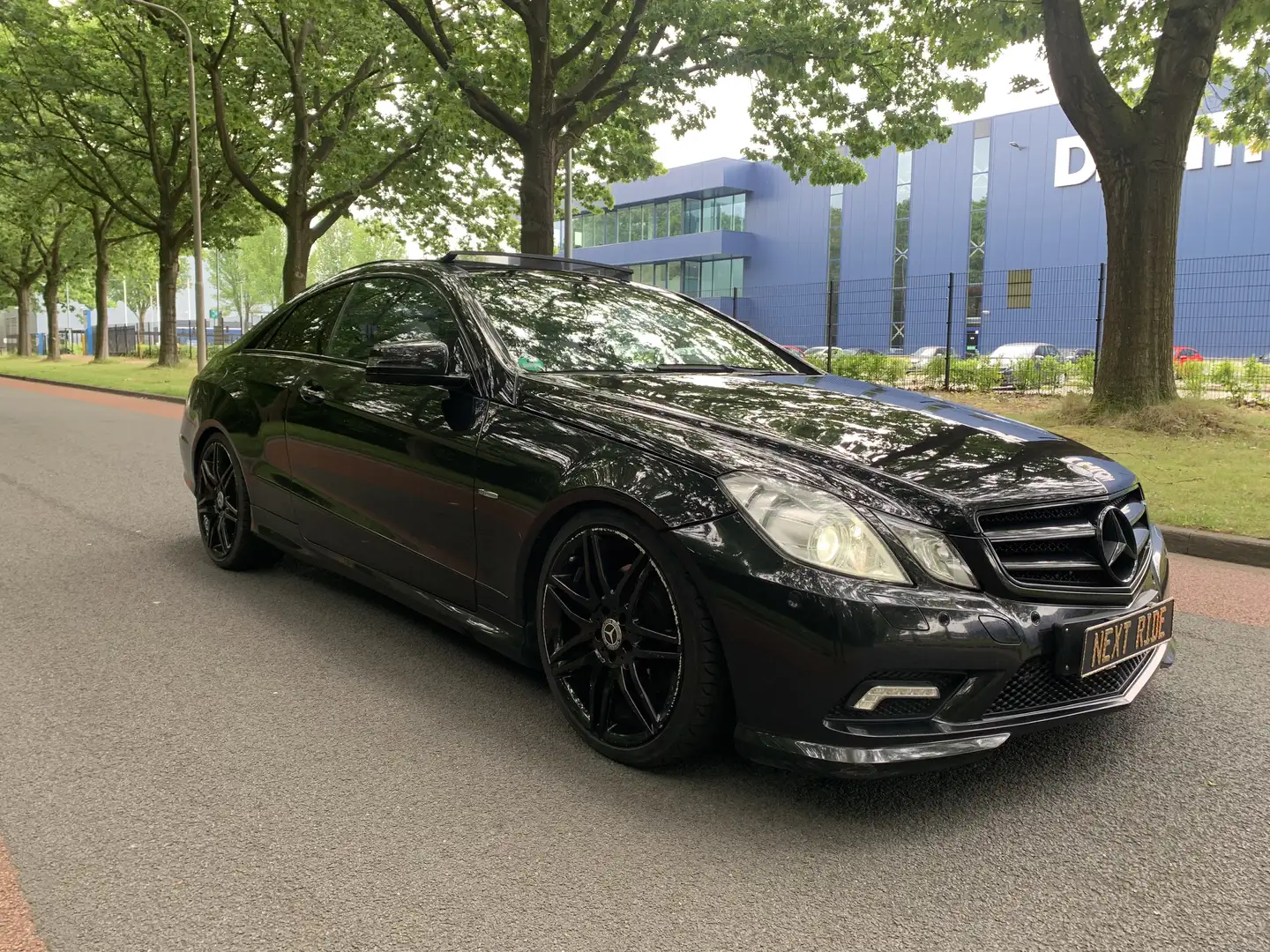 Mercedes-Benz E 350 AMG Avantgarde  | Pano | Autom | Full Option Zwart - 2